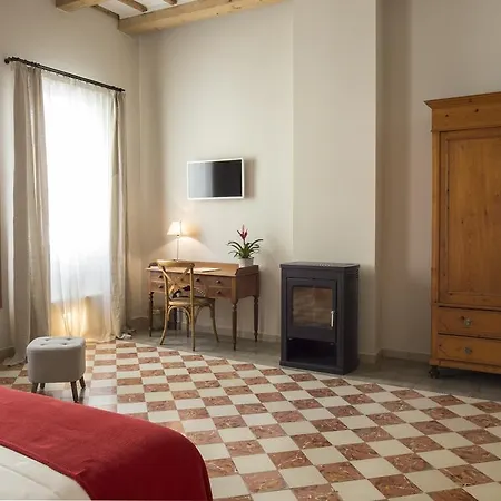Jardi De Ses Bruixes Boutique 5* מאהון