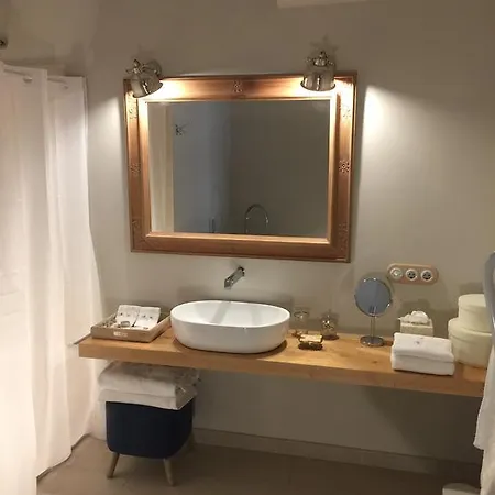 Jardi De Ses Bruixes Boutique מאהון